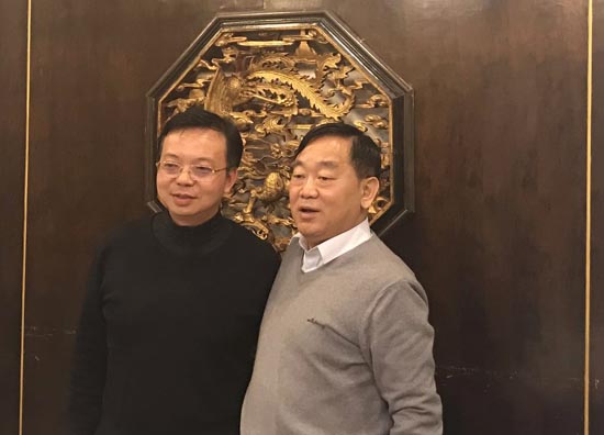 图二：朱玉山主任与北京大学招办主任李祎合影留念.jpg